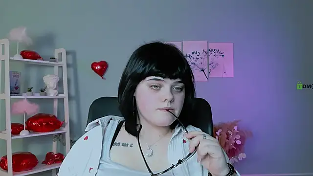 lika pop online show from February 25, 2026, 8:18 pm