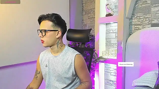 Valentino moretti online show from December 2, 2025, 12:54 pm