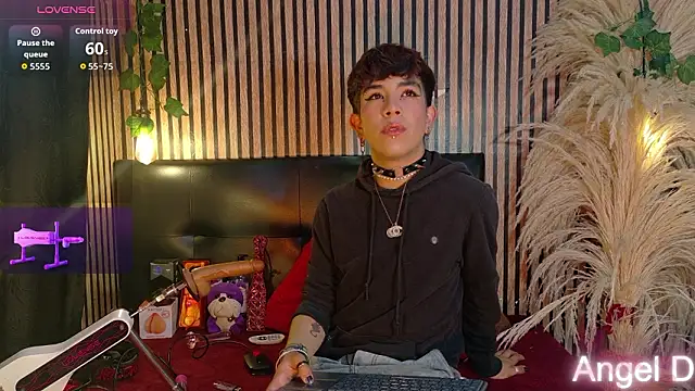 Angeldust19 online show from March 15, 2026, 3:12 am