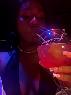 zyrastorm online show from November 30, 2025, 4:38 am