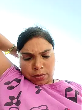 Snapshot of Jankisinghji chatting on November 15, 2025, 3:26 am Jankisinghji online show from November 15, 2025, 3:26 am