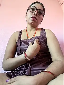 Snapshot of Jankisinghji chatting on February 12, 2026, 9:37 am Jankisinghji online show from February 12, 2026, 9:37 am