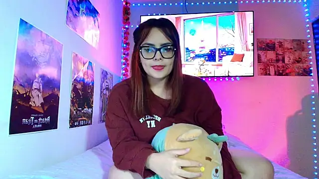 cherry velvet 19 online show from February 6, 2026, 10:29 am