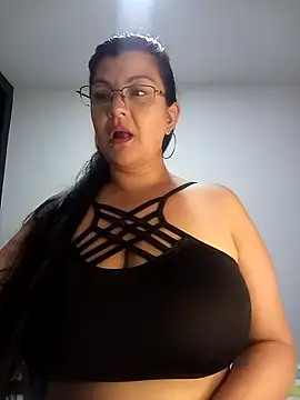 CelesteAlvarez1989 online show from July 7, 2026, 6:47 am