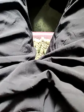 Fun with me05 online show from November 18, 2025, 2:50 am