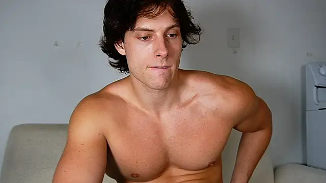 alex islivee online show from April 7, 2026, 3:07 am