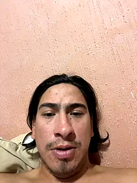 algila08 online show from November 27, 2025, 2:02 am