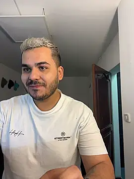 Snapshot of KevinSpenser chatting on November 14, 2025, 8:51 pm KevinSpenser online show from November 14, 2025, 8:51 pm