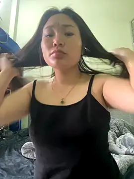 Snapshot of ryry-cute chatting on November 18, 2025, 3:23 am ryry-cute online show from November 18, 2025, 3:23 am