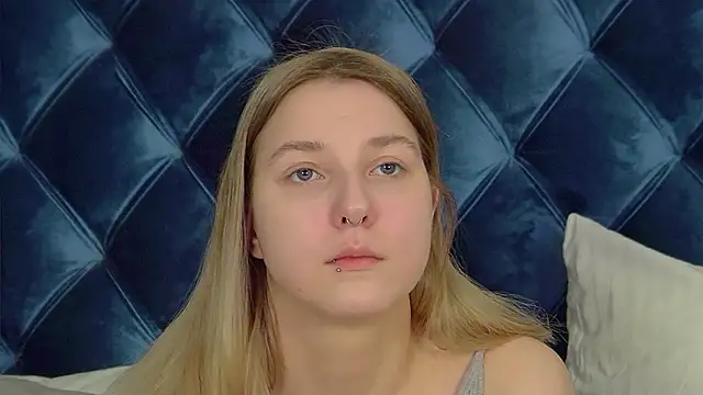 TinnaBurton online show from March 30, 2026, 4:41 pm