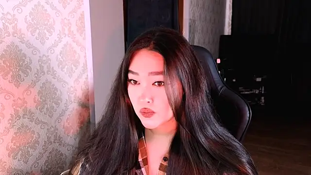 Emma Uilson online show from December 23, 2025, 5:16 am