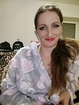 Snapshot of CrazyMaya39 chatting on April 16, 2026, 9:39 pm CrazyMaya39 online show from April 16, 2026, 9:39 pm