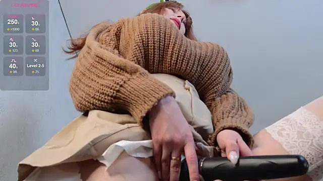 AdritVance online show from November 29, 2025, 7:44 am