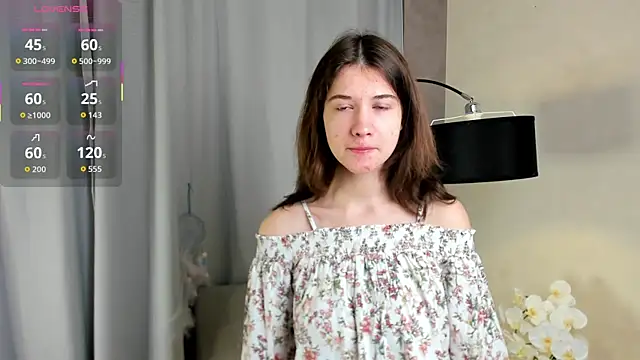 MarilynMun online show from December 23, 2025, 1:58 am