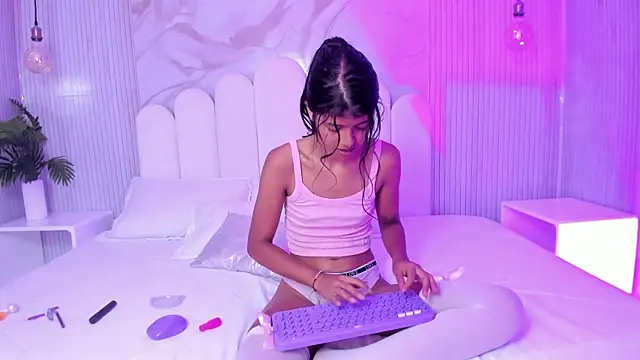 arietta skinny online show from June 26, 2026, 3:05 pm