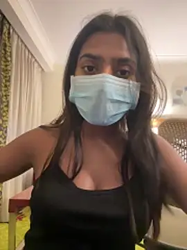 sexyayeshadesi online show from May 15, 2026, 6:15 pm