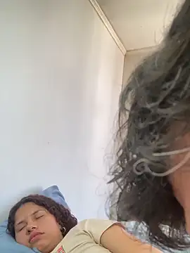 EmilyCm online show from November 14, 2025, 6:17 pm