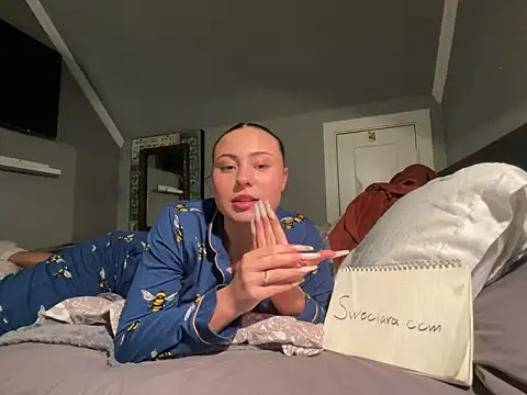 Lockig online show from April 6, 2026, 7:26 pm