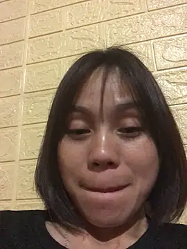 Trangbabylove online show from February 10, 2026, 3:38 pm