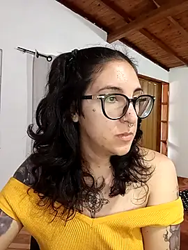 Melinerd online show from November 27, 2025, 5:26 pm