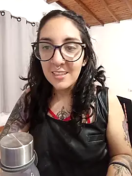 Melinerd online show from December 4, 2025, 6:49 pm