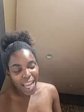 Luvbug90 online show from January 16, 2026, 5:22 am