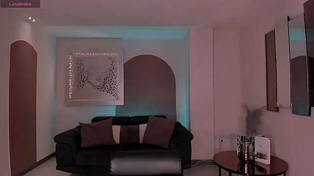 HaileyRoss  online show from March 29, 2026, 9:09 am