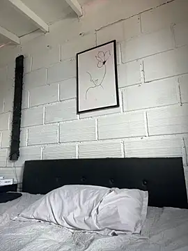 LaraDanverss online show from November 28, 2025, 7:16 pm