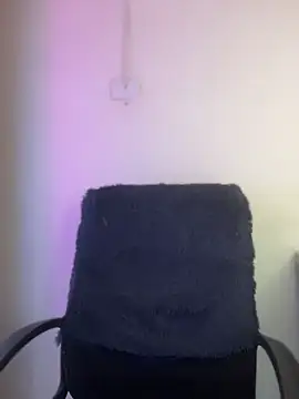 LaraDanverss online show from April 8, 2026, 9:26 pm