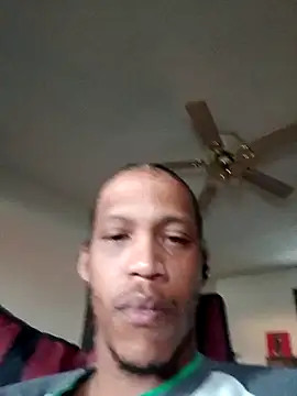 BrownSuga317 online show from November 14, 2025, 9:57 pm