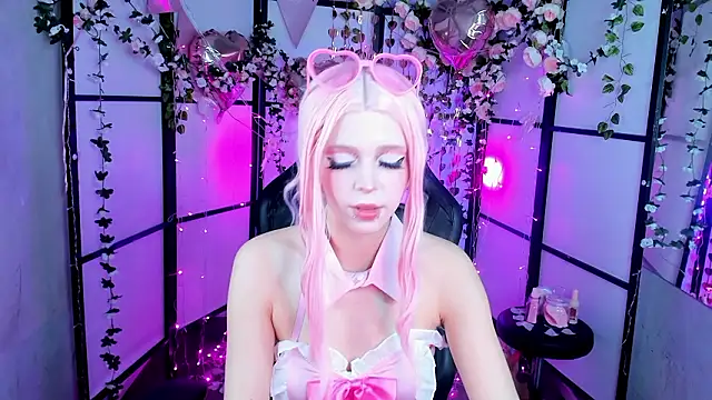 Snapshot of Aluwe_Say chatting on February 14, 2026, 9:55 pm Aluwe Say online show from February 14, 2026, 9:55 pm