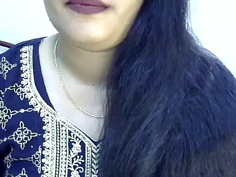 Muskan Jha online show from May 18, 2026, 2:07 am