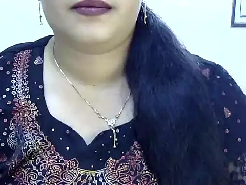 Snapshot of Muskan_Jha chatting on June 21, 2026, 3:42 am Muskan Jha online show from June 21, 2026, 3:42 am