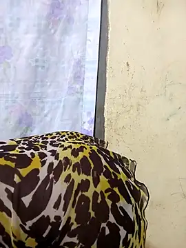 honeypot224 online show from February 12, 2026, 3:23 am