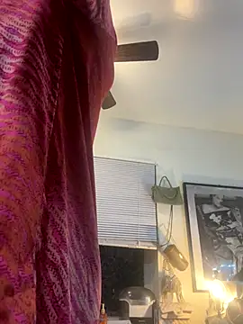 Motherbigbus online show from December 19, 2025, 8:54 am