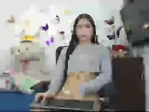 dulce sophii online show from March 25, 2026, 1:00 am