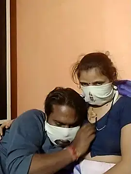 Snapshot of Chikanichameli2521 chatting on December 2, 2025, 5:19 pm Chikanichameli2521 online show from December 2, 2025, 5:19 pm