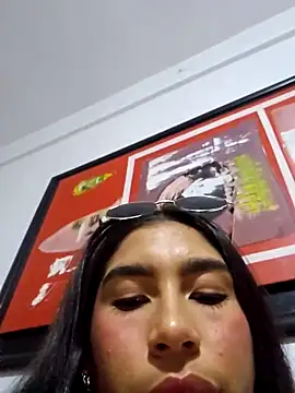 skinnyrox online show from March 15, 2026, 12:05 am