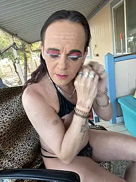 tsashelayamylynzy online show from April 15, 2026, 12:39 am