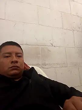 Jeison0323 online show from April 12, 2026, 7:08 pm