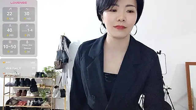 adele8731 online show from November 26, 2025, 2:40 pm