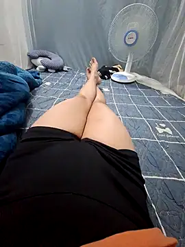 Snapshot of be-sex chatting on November 16, 2025, 7:30 pm be-sex online show from November 16, 2025, 7:30 pm