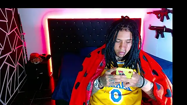 Zero-X9 online show from December 14, 2025, 6:56 pm