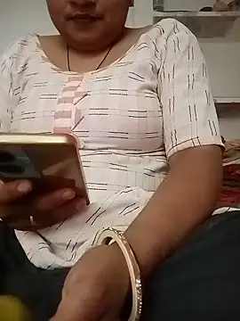 Snapshot of Menka_cut34 chatting on June 11, 2026, 5:38 am Menka cut34 online show from June 11, 2026, 5:38 am