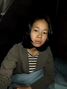 Cat-meow online show from November 18, 2025, 8:57 pm