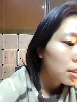 Cat-meow online show from February 10, 2026, 2:15 am