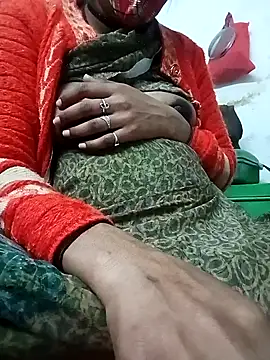 Anushasharma89 online show from February 7, 2026, 11:41 pm