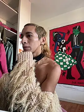 Snapshot of zinalastar chatting on November 18, 2025, 11:36 am zinalastar online show from November 18, 2025, 11:36 am