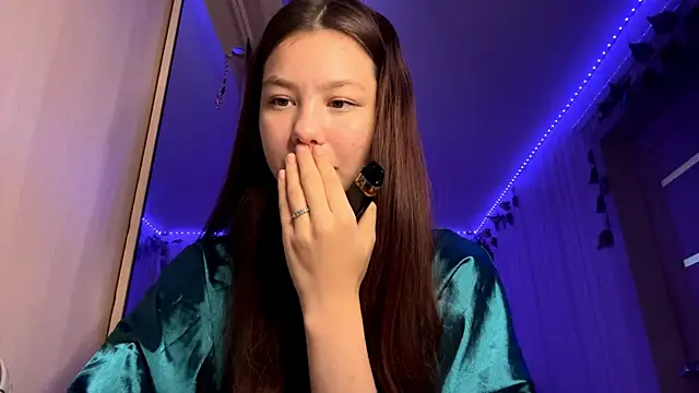 CutieSlim online show from November 26, 2025, 9:10 am