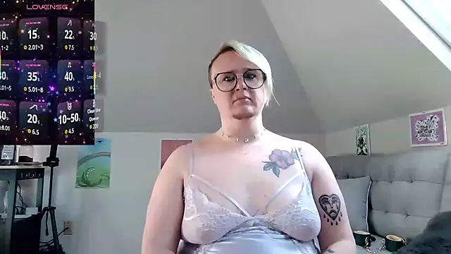 queerlyjaz online show from April 24, 2026, 3:36 pm